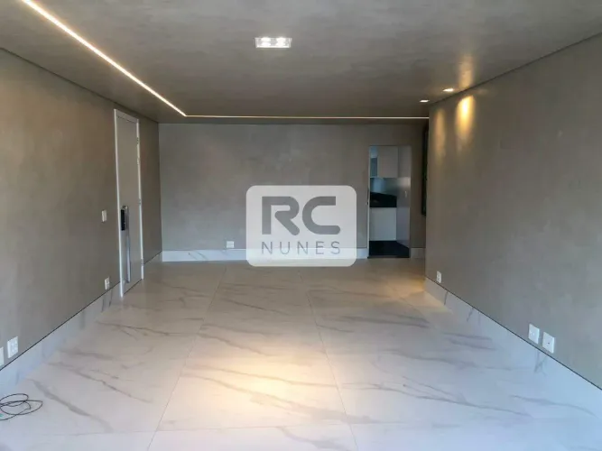 Apartamento com área de 220m², 04 Quartos, 02 Suítes e 04 Vagas, no Bairro Serra - Belo Ho