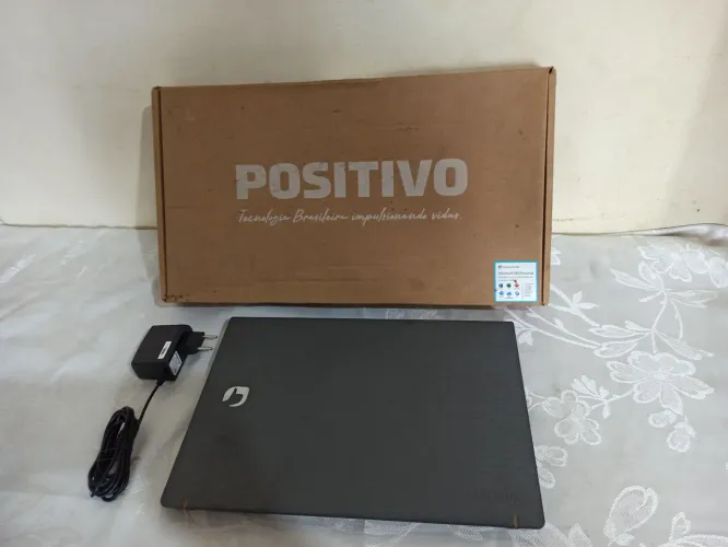 Notebook Positivo Ultra Slim faço entrega aceito cartão