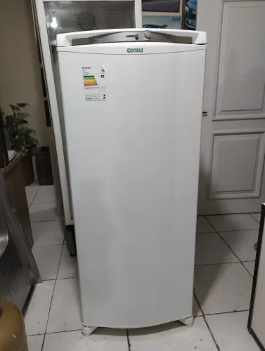Freezer vertical Consul 260 L entrego ler anúncio