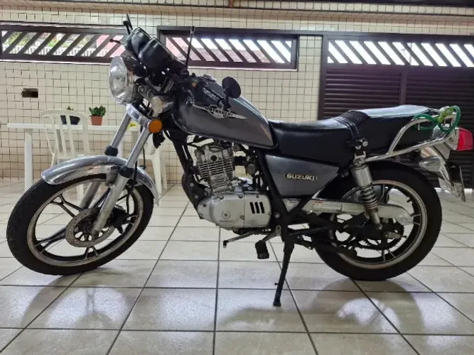 Intruder 125 - 2015