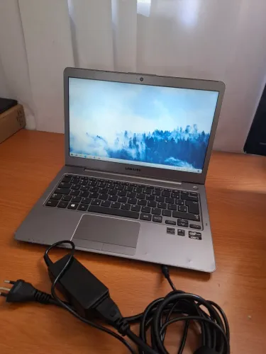 Notebook Samsung i5 8GB e SSD