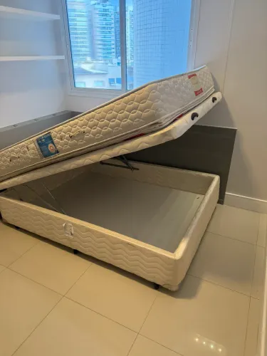 Cama box baú