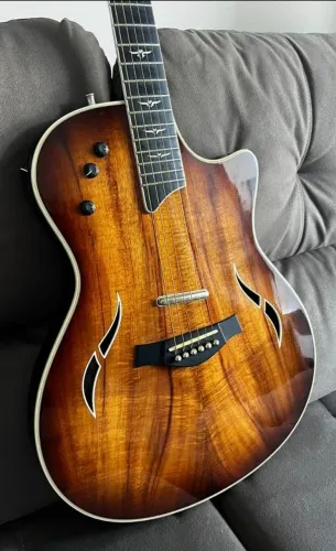 Violão guitarra híbrida Taylor T5z (com acabamento sunburst/ shaded edgeburst