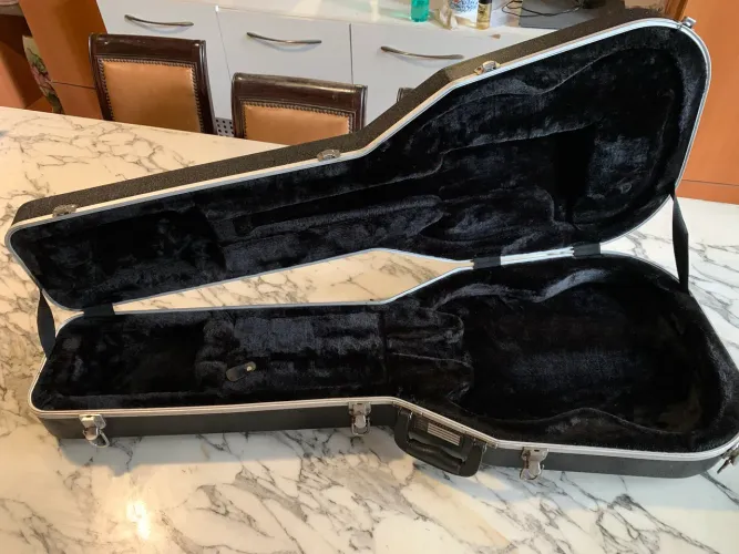 Case Rígida Gator para Guitarra Elétrica Sg - Restaurada - Excelente Proteção