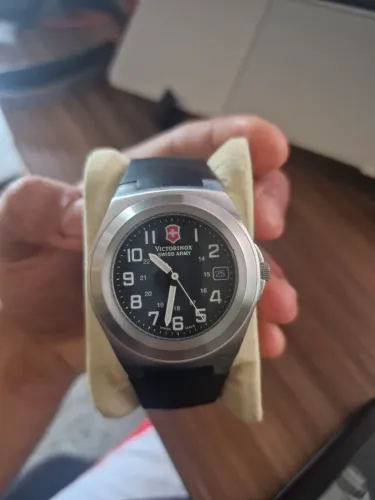 Relogio Victorinox Swiss Army 25490