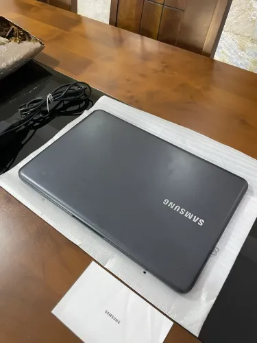 Notebook Samsung Book 15,6? | 12GB RAM | HD 500GB | Windows 11 | Excelente Estado