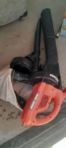 Assoprador e aspirador blacken Decker