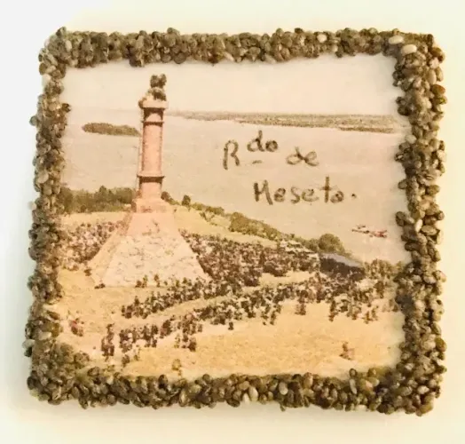 Imã de geladeira monumento Meseta de Artigas - Uruguai