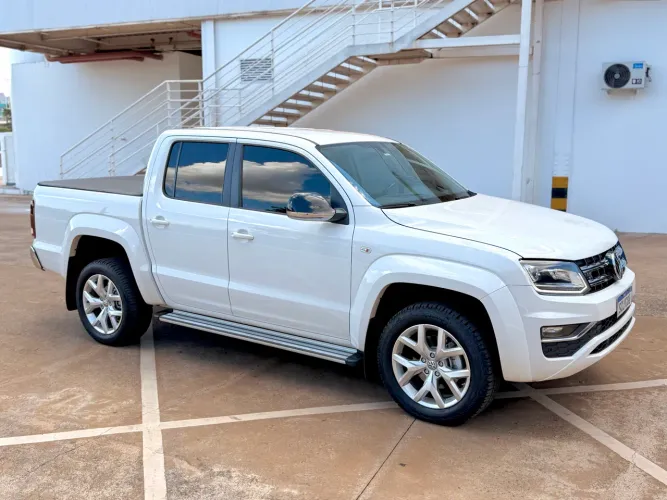 Volkswagen Amarok Highline CD 3.0 4X4 TB Dies. Aut. 2023