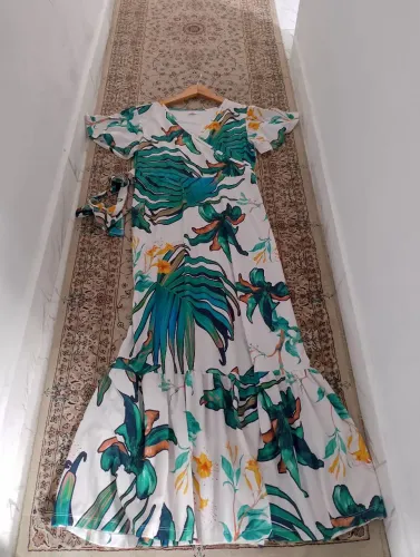 Vestido longo estampado tamanho g