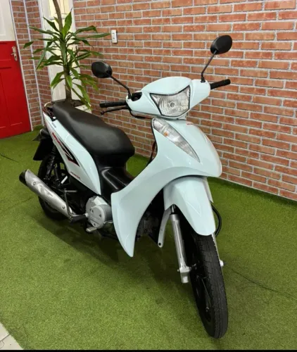 Honda biz branca completa