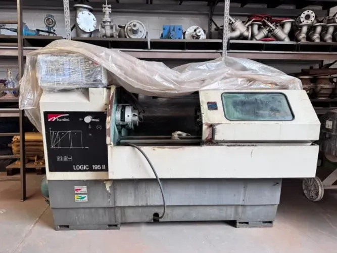 Torno CNC Logic 195 II
