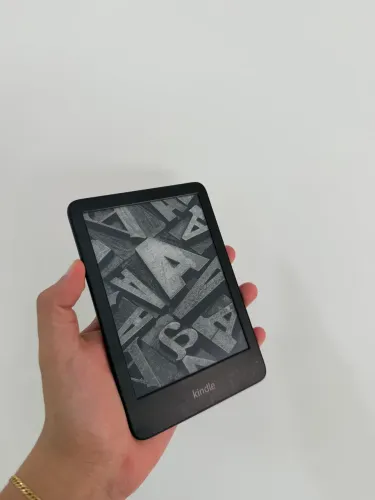 KINDLE 11ª GER. + CAPINHA