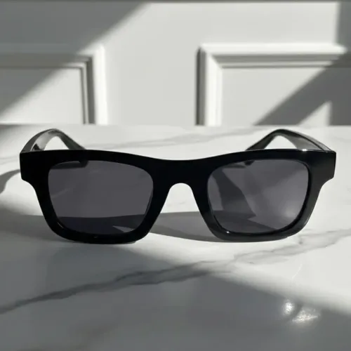 Óculos estilo wayfarer