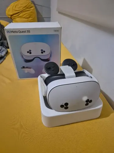 ÓCULOS META QUEST 3S DE REALIDADE VIRTUAL