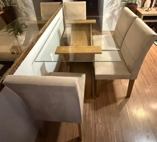 Mesa de Jantar com Tampo de Vidro + 4 Cadeiras - Base em U