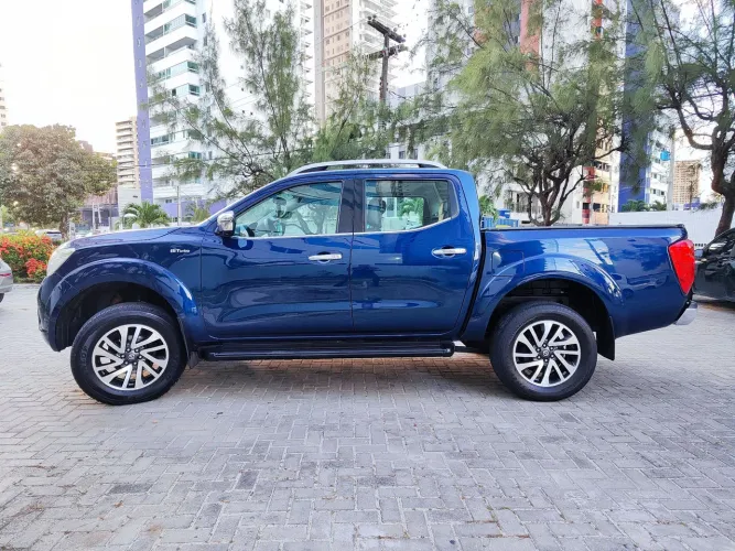 Nissan Frontier LE CD 4X4 2.3 Bi-TB Diesel Aut. 2019