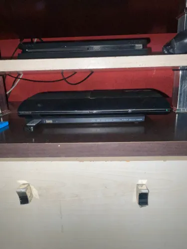 Ps3 desbloqueado, com 20 jogos originais