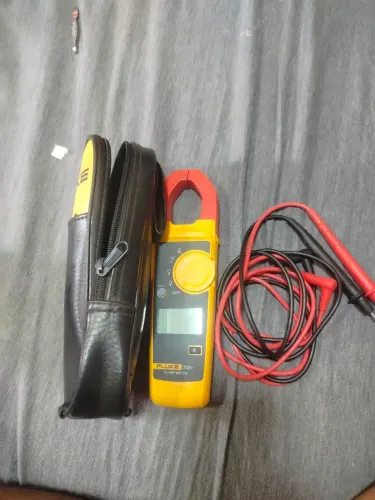 Multímetro Fluke 302+