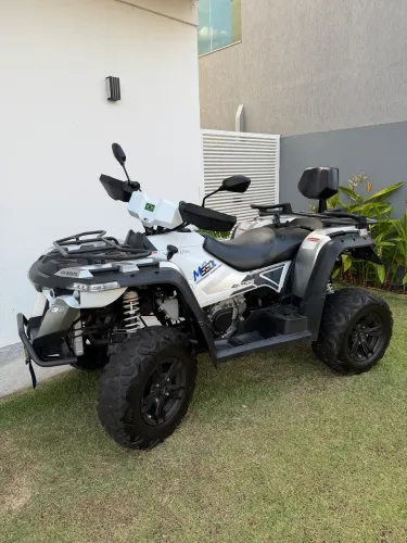 Quadriciclo 4x4 2023 550Cc só 1.100km 