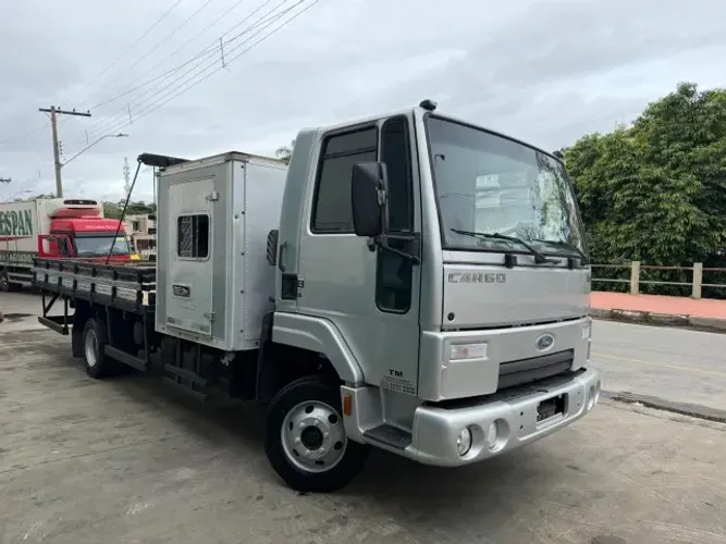 FORD CARGO 816 - 2013 ? - CARROCERIA 