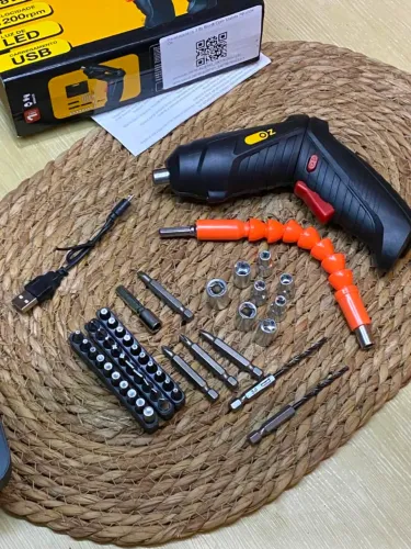 Parafusadeira Elétrica Recarregável com Kit de Acessórios