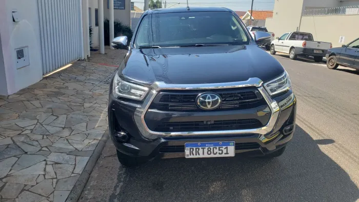 Toyota Hilux CD SRX 4X4 2.8 TDI 16V Diesel Aut. 2023