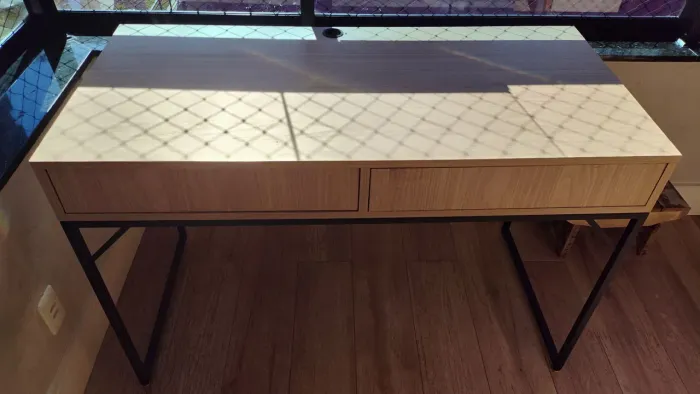 Mesa Escritório MDF 2 gavetas + Brinde Cadeira escritório