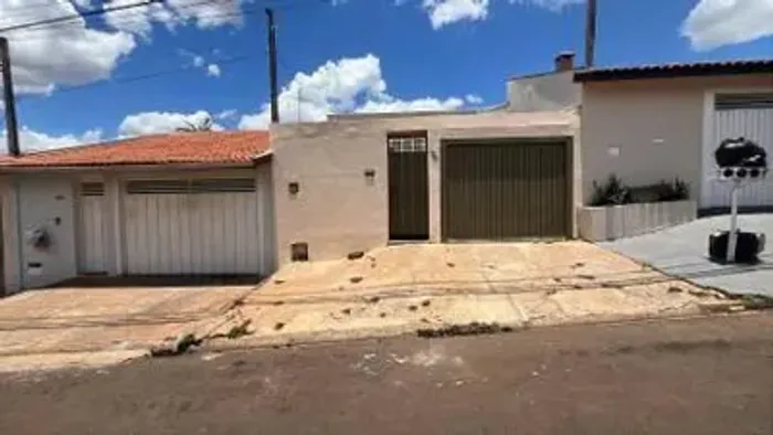Casa 67m² com Terreno 140m² | Jaú-SP | Jardim Cila de Lúcio Bauab | Ótima Oportunidade - P