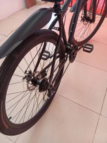 Vendo bicicleta aro29 toda nova