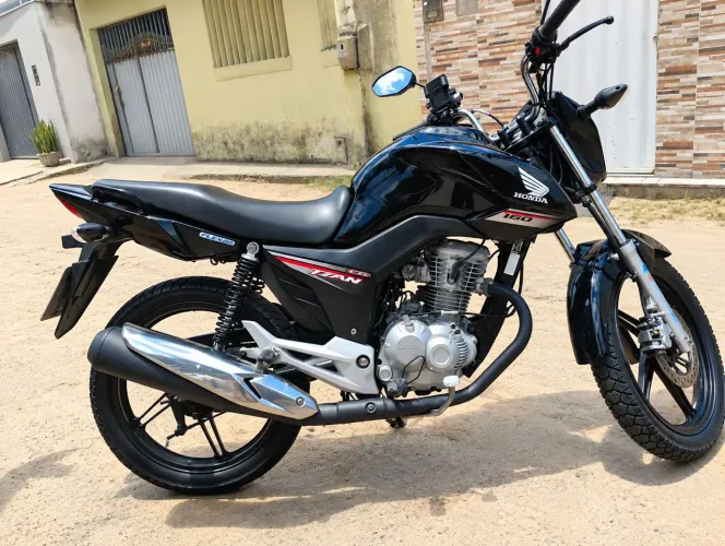 PRA VENDER LOGO MOTO DE MULHER