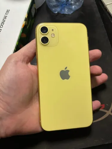 iPhone 11 usado + AirPod original usado