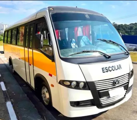 Volare W8 2010 34 Lugares Completo