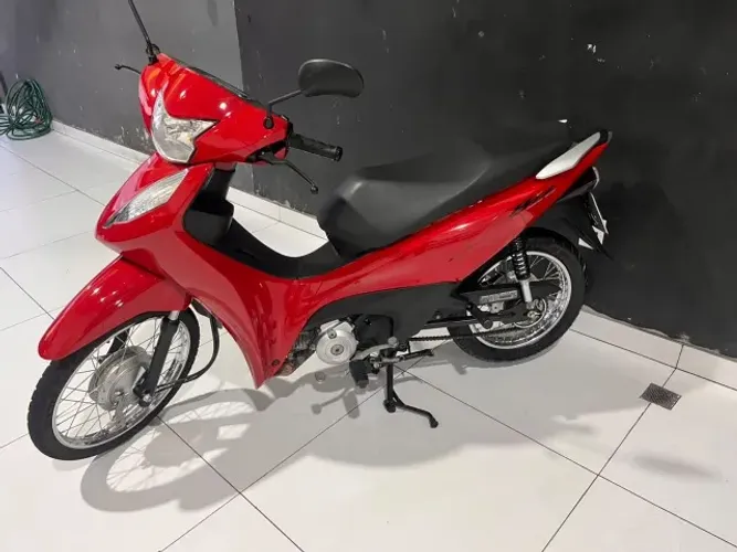 EDU VEÍCULOS  BIZ 125 2026 NOVA COM 6.000 RODADOS.