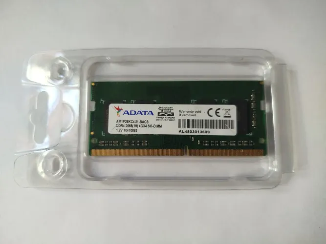 Vendo memória RAM 4GB 2600 MHz CL 19