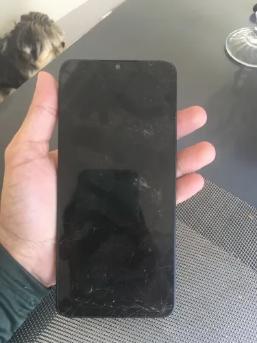Vendo Xiaomi redmi 13 C para trocar tela