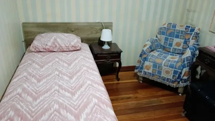 Quarto mobiliado no Eldorado - sem caução, perto do Big Shopping