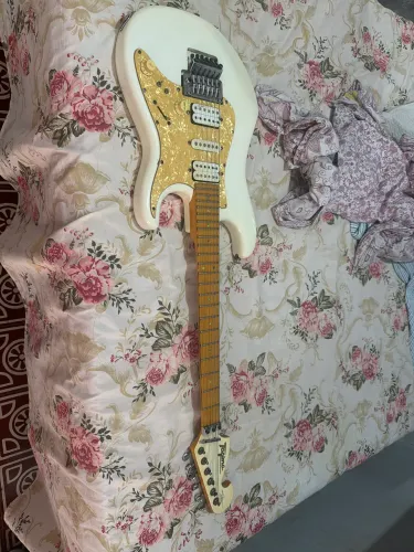Guitarra tagima E-1 EDU ARDANUY