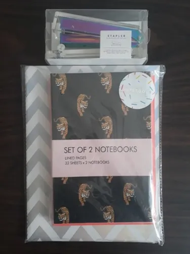 Kit papelaria forever 21
