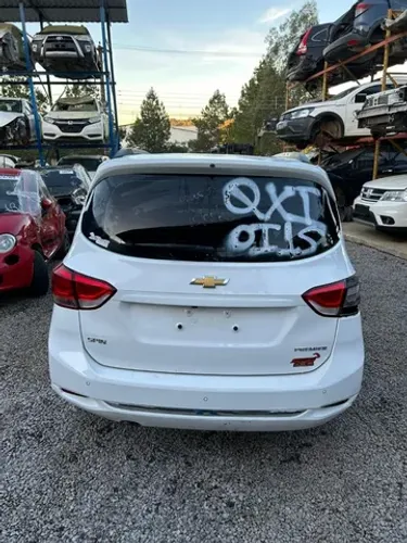 Tampa Traseira Chevrolet Spin 2020 - Rs Auto Peças