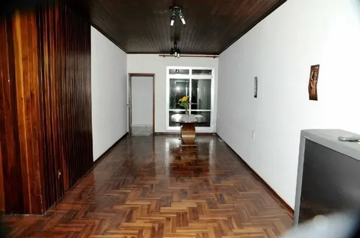 SANTO ANDRé - Casa Padrão - Centro