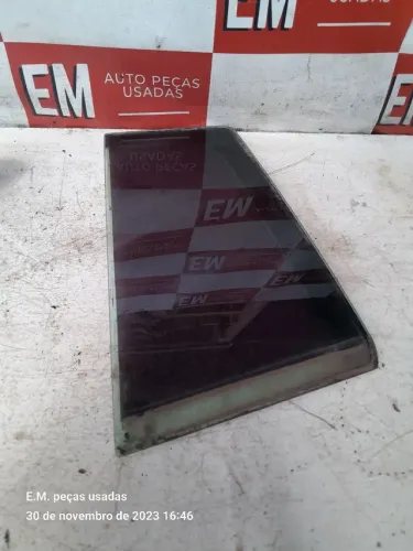 Vidro vigia traseiro esquerdo Renault megane Grand tour 