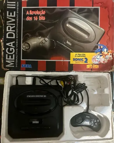 Mega drive III,  manual, na caixa, 1 controle e cabos. 