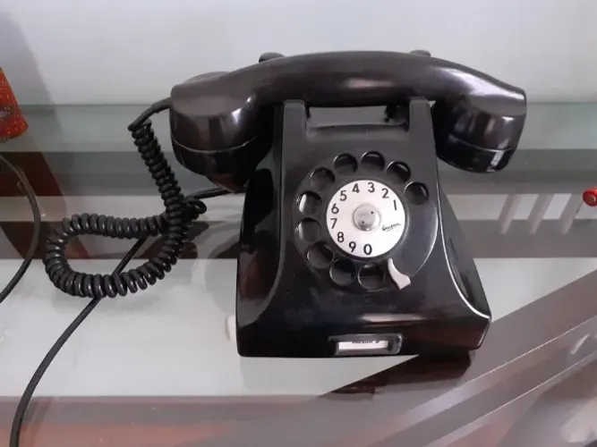 telefone de baquelite
