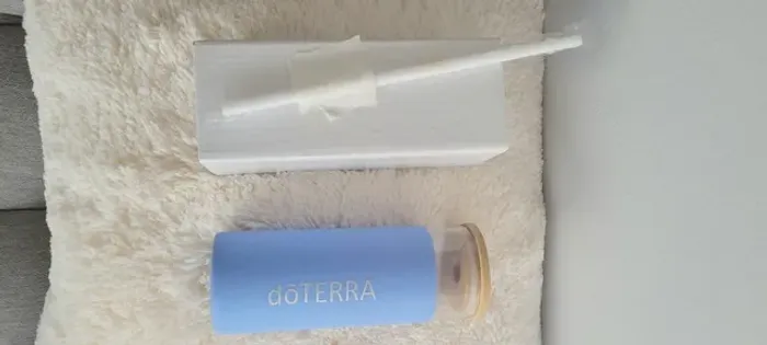 Copo de Vidro novo com Cinta em Silicone Azul 400ml - doTerra