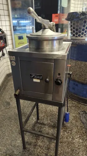 Máquina de Fritura Industrial - Fire