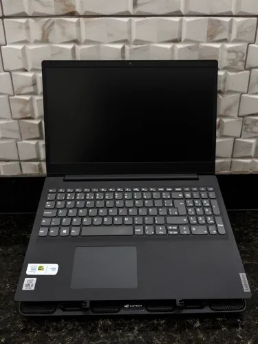 Notebook Lenovo  i3 10 geração 