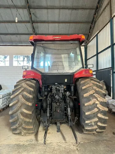 Trator case 180