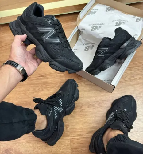 Tênis New Balance 9060 - Preto