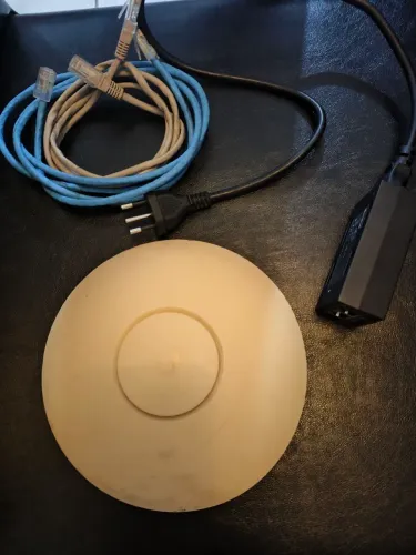 Access Point Ubiquiti - UAP-AC-LR